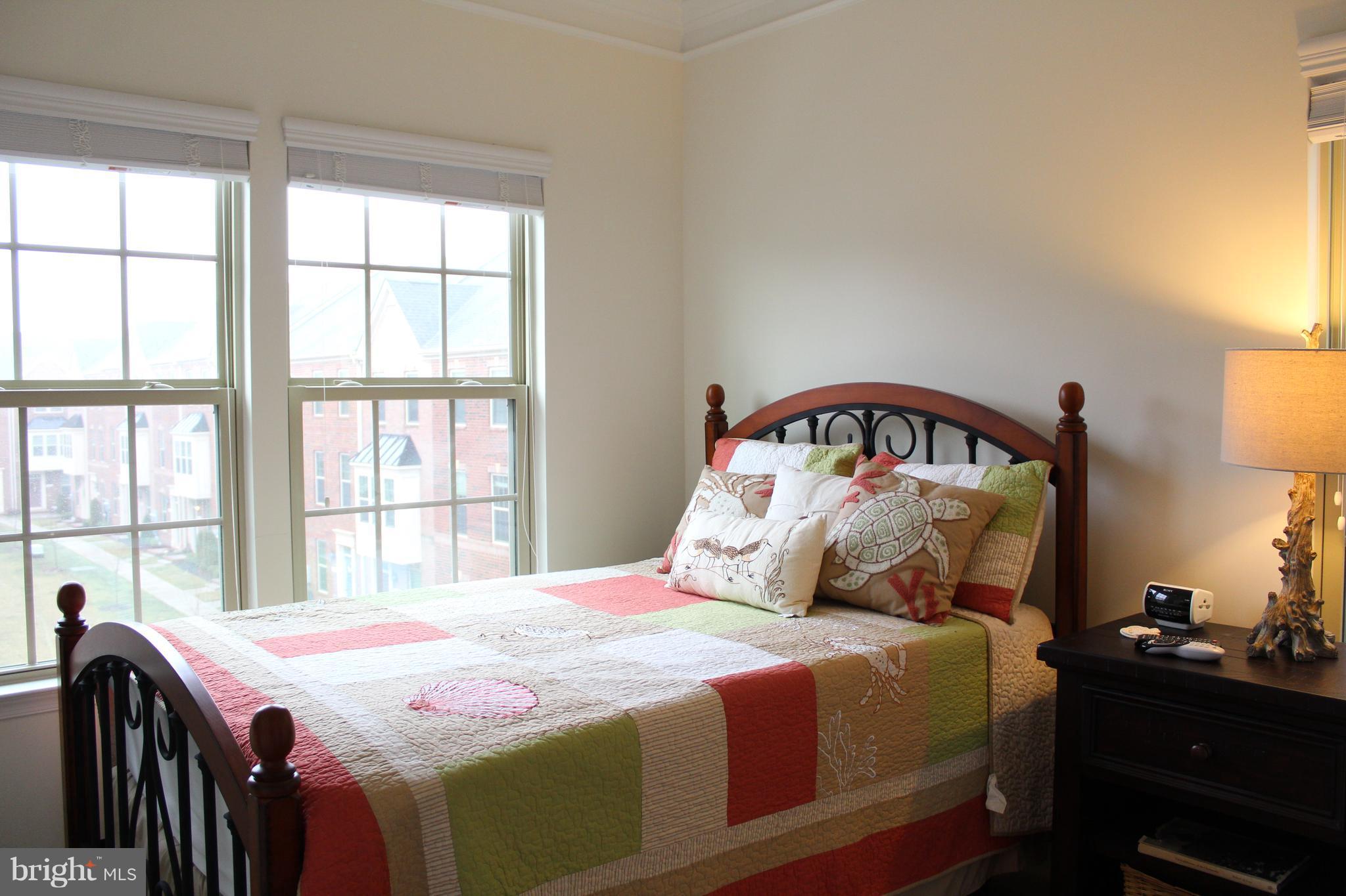 823 South Macon Street Baltimore, MD 21224 - Photo 23 of 30 Bedroom