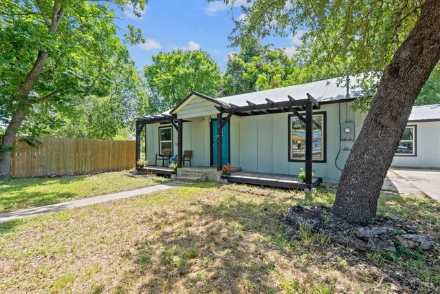 $598,200 | 1013 North Colorado Street, Lockhart, TX 78644