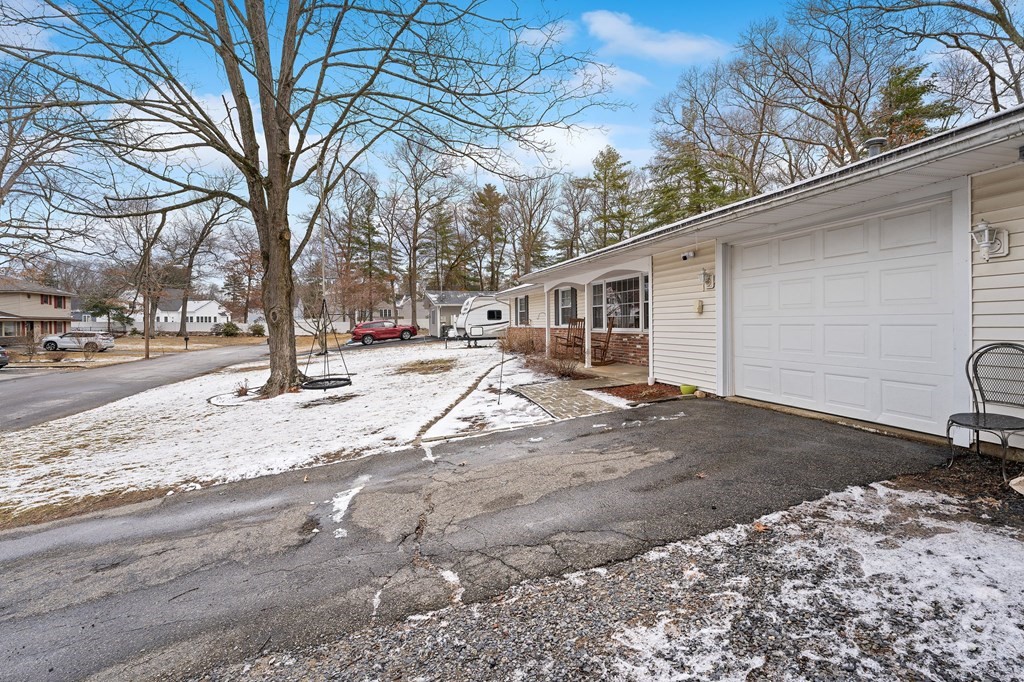 246 Theresa Road Bellingham, MA 02019 - Photo 33 of 42 Gallery Image 33
