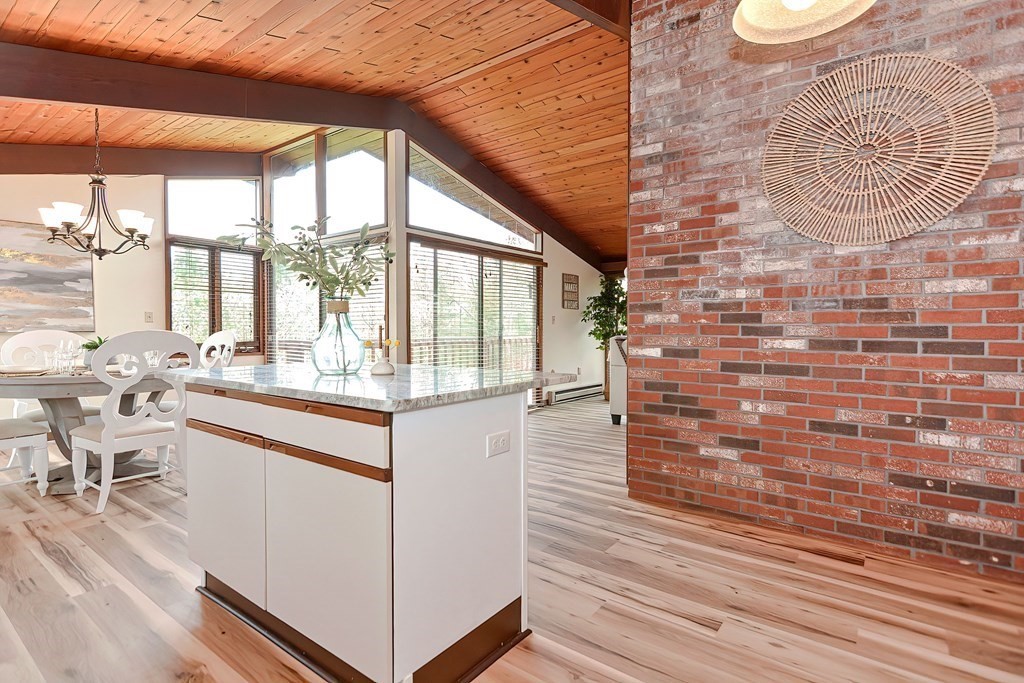 15 Ridgeview Road Franklin, MA 02038 - Photo 7 of 42 Gallery Image 7