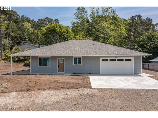 $689,000 | 7320 Tanglewood Avenue, Gleneden Beach, OR 97388