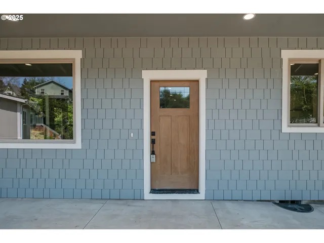 $689,000 | 7320 Tanglewood Avenue, Gleneden Beach, OR 97388