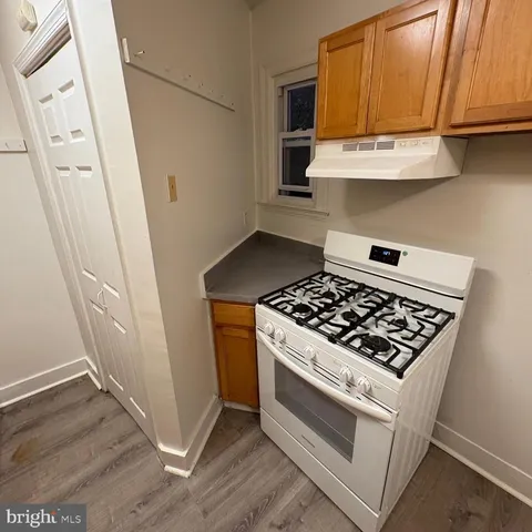 $1,800 | 509 Peabody Street Northwest, Unit 3, Washington, DC 20011