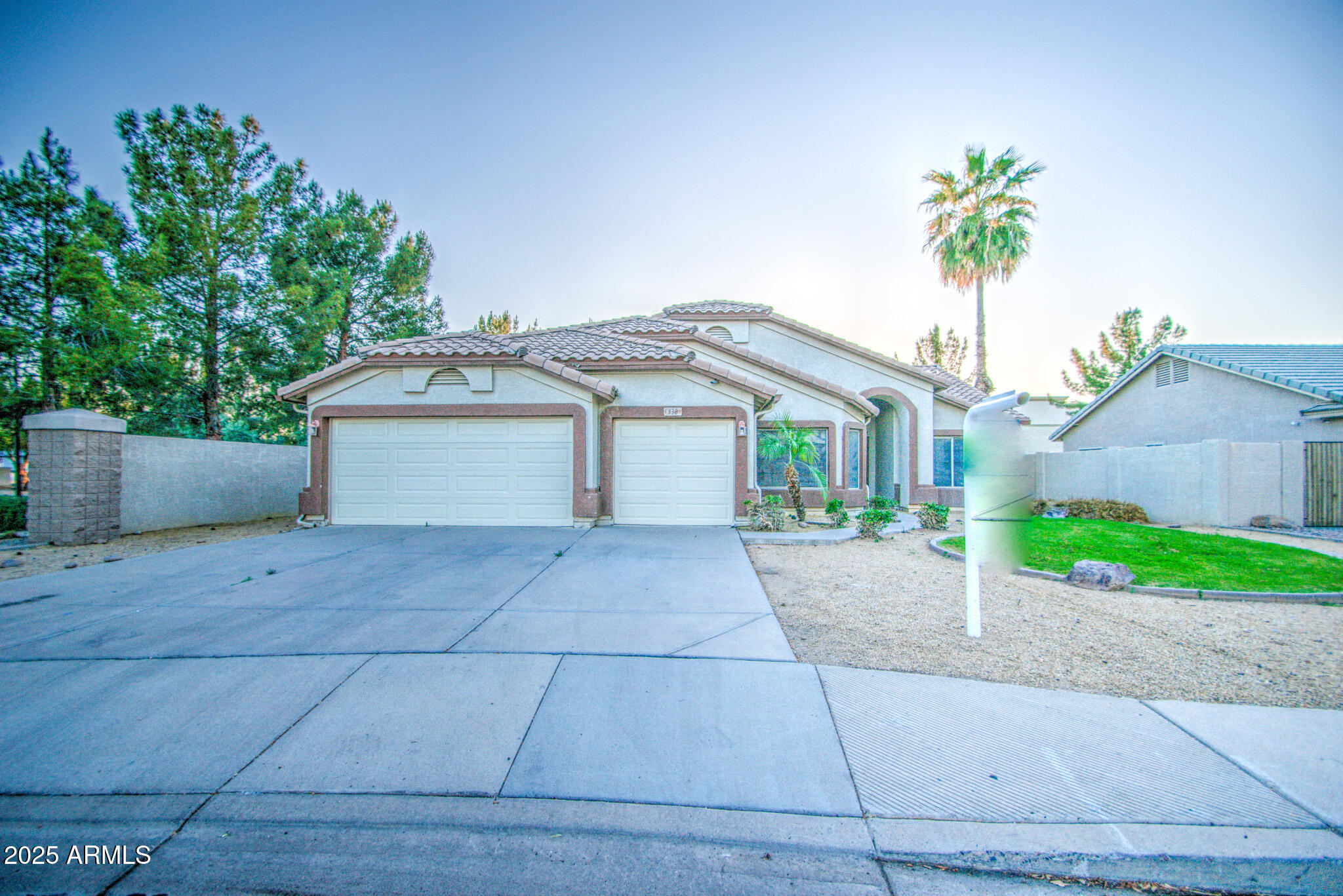 836 North Sinova Ave