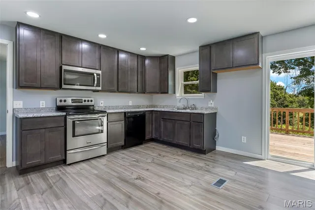 $114,900 | 1530 Lake Drive, Ironton, MO 63650