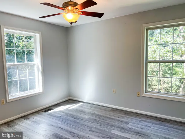 $419,000 | 400 Spring Valley Drive, Berkeley Springs, WV 25411