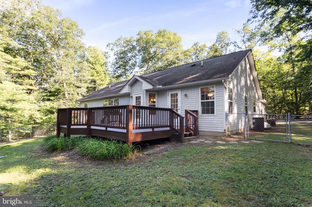 $419,000 | 400 Spring Valley Drive, Berkeley Springs, WV 25411