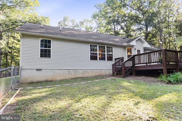 $419,000 | 400 Spring Valley Drive, Berkeley Springs, WV 25411