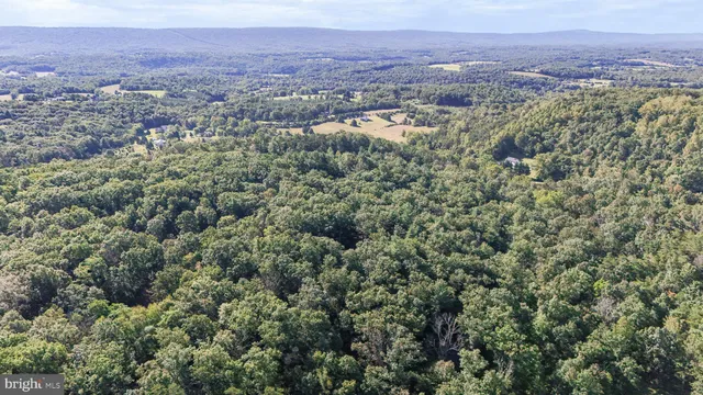 $419,000 | 400 Spring Valley Drive, Berkeley Springs, WV 25411