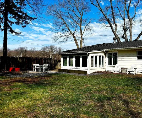 $595,000 | 6484 Sawyer Road, Sawyer, MI 49125
