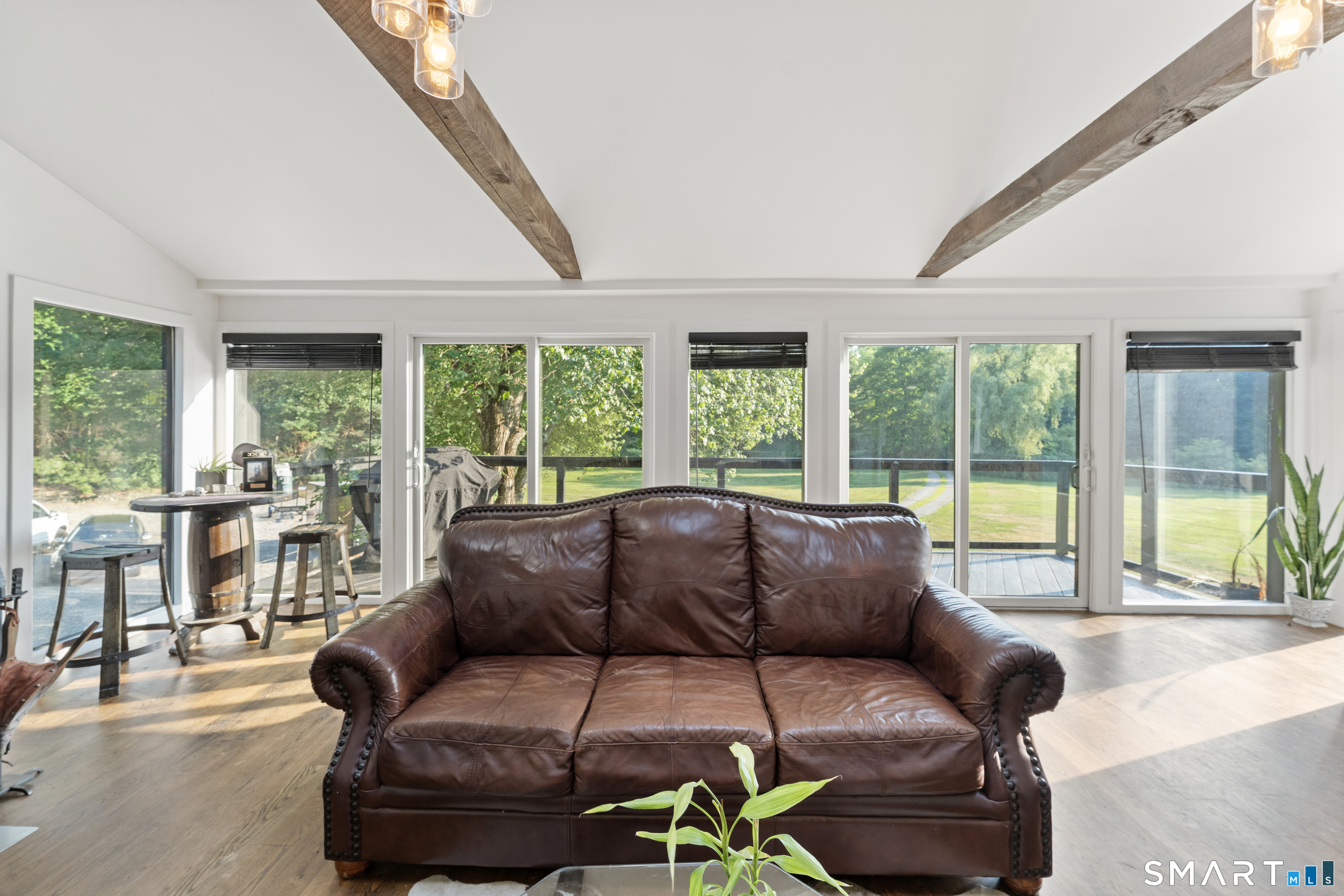 564 Hubbard Road Killingly, CT 06239 - Photo 6 of 40