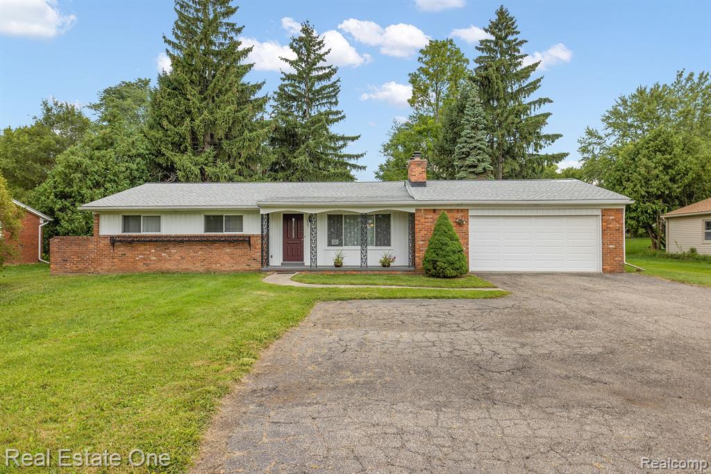 2340 South Rochester Road Rochester Hills, MI 48307 - Photo 1 of 25