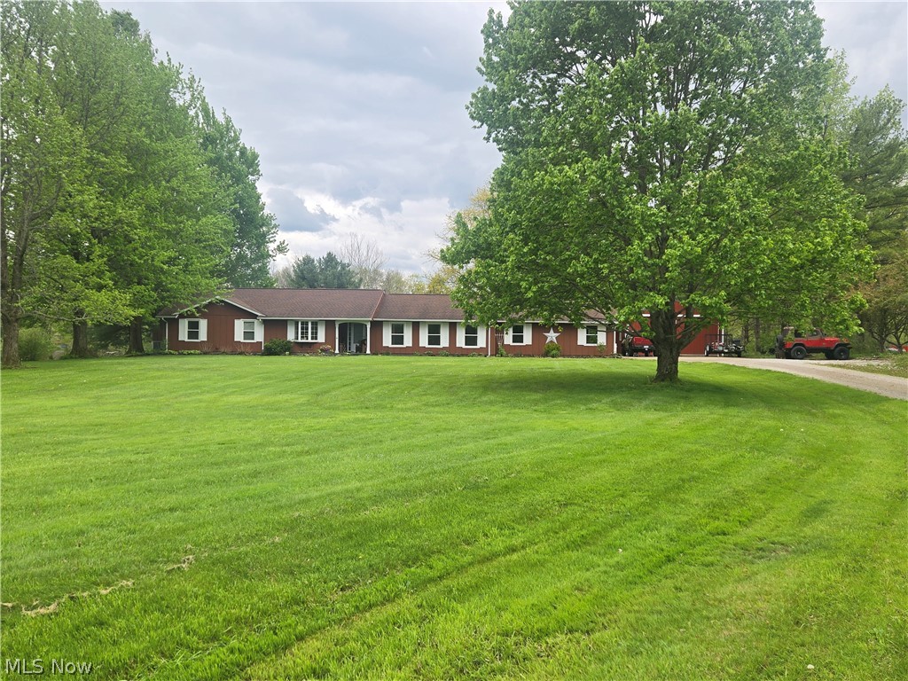 46457 Whitney Road Wellington, OH 44090 - Photo 3 of 36