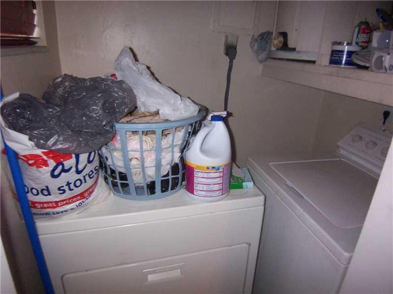 Undisclosed Address Plantation, FL 33317 - Photo 5 of 5 Laundry Room