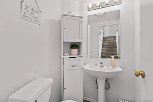 $680,000 | 405 Whispering Willow Drive, Unit E, Santee, CA 92071