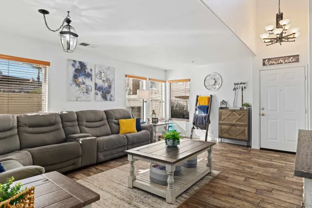 $680,000 | 405 Whispering Willow Drive, Unit E, Santee, CA 92071