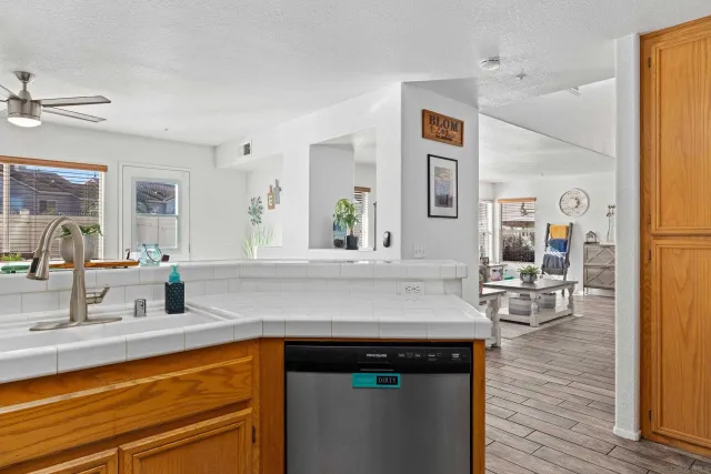 $680,000 | 405 Whispering Willow Drive, Unit E, Santee, CA 92071