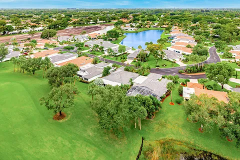 $824,900 | 46 Woods Lane, Boynton Beach, FL 33436
