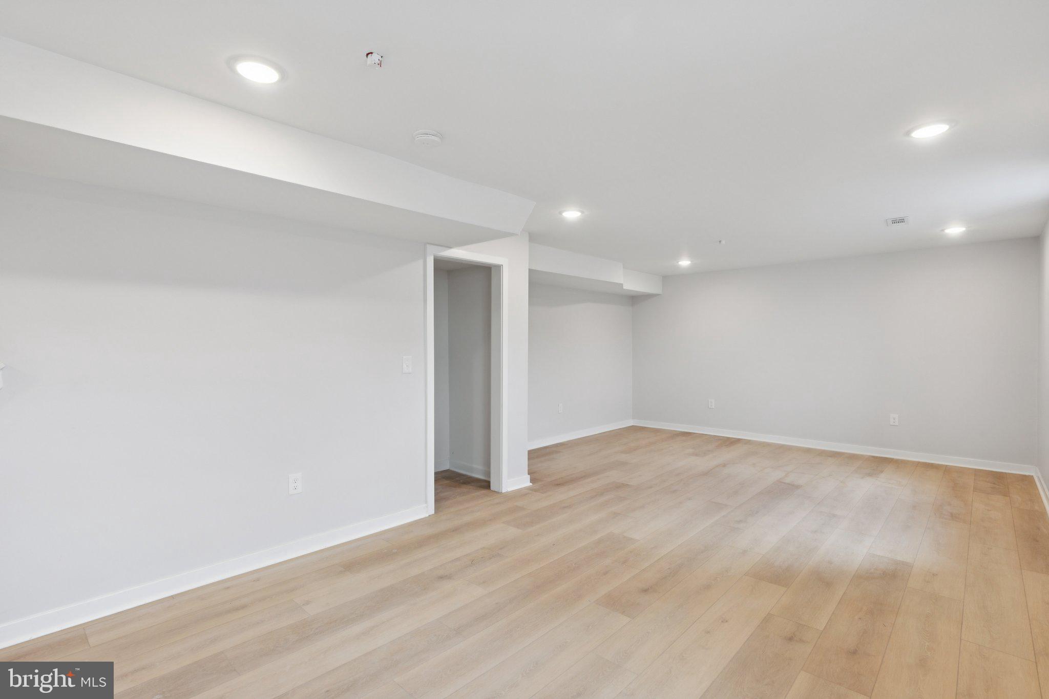 2800 Bridge Street Philadelphia, PA 19137 - Photo 5 of 51 a view of an empty room