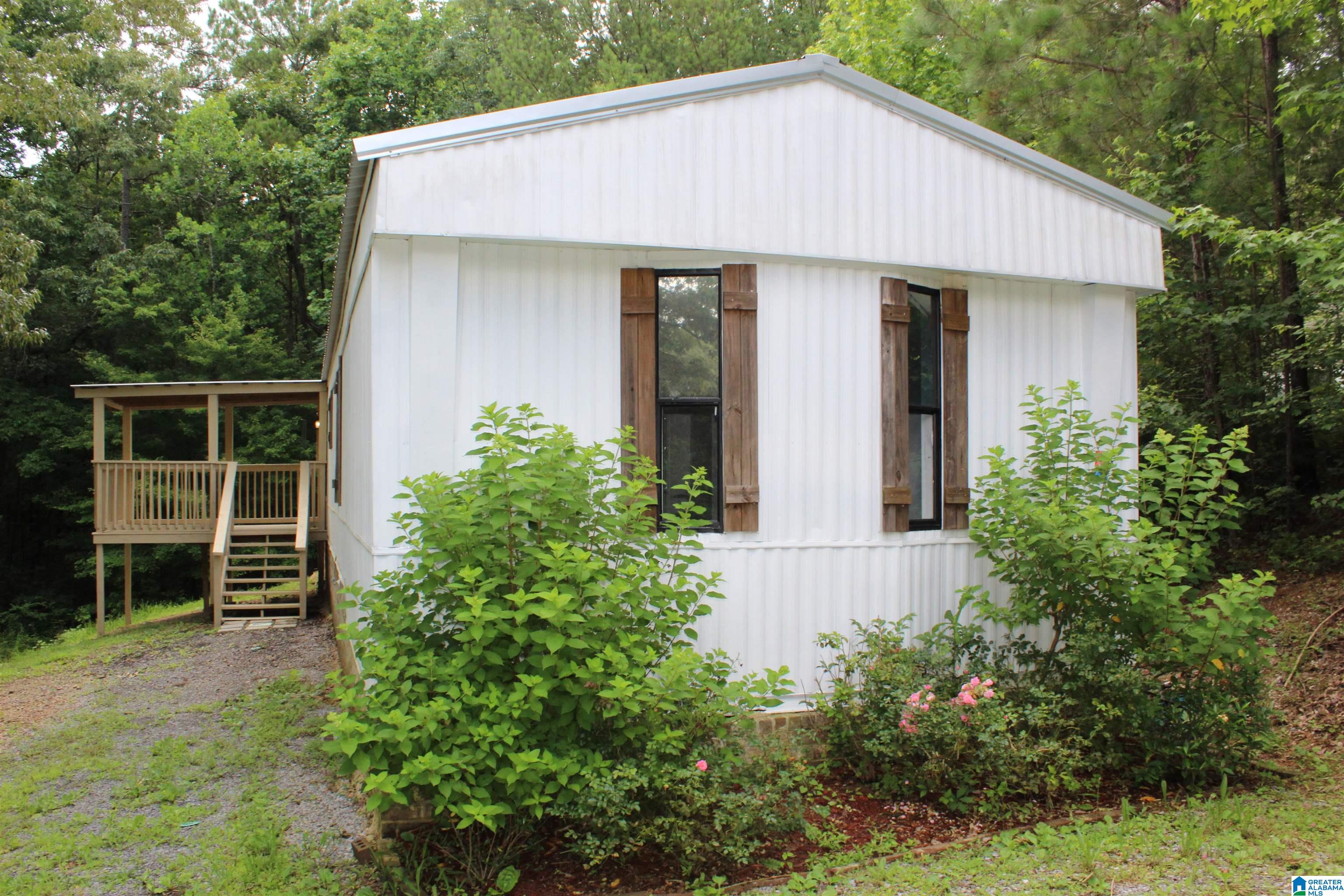 220 Crestview Drive Springville, AL 35146 - Photo 4 of 32
