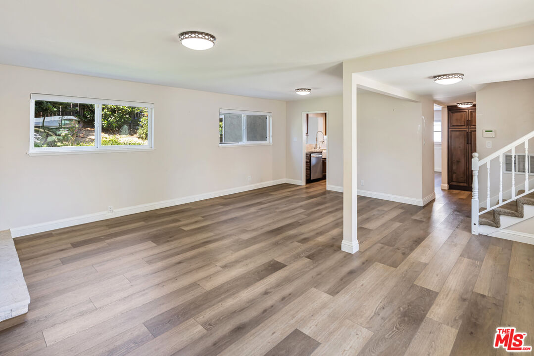 2875 Munson Street Camarillo, CA 93010 - Photo 7 of 41