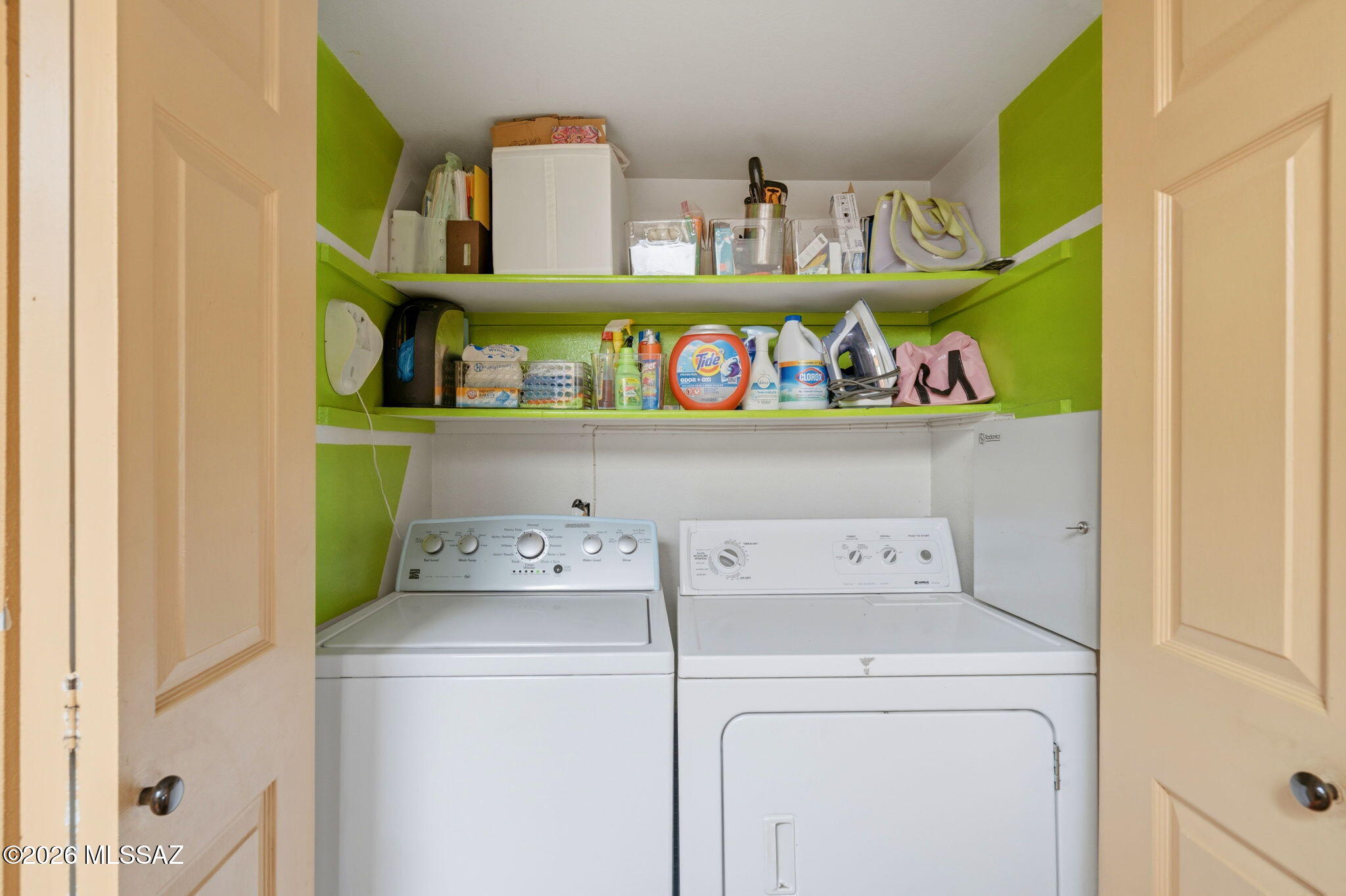 1200 East River Road, Unit G87 Tucson, AZ 85718 - Photo 23 of 30 a utility room with dryer and washer