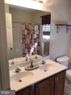 9 Olivers Pond Road Front Royal, VA 22630 - Photo 16 of 30 Bath