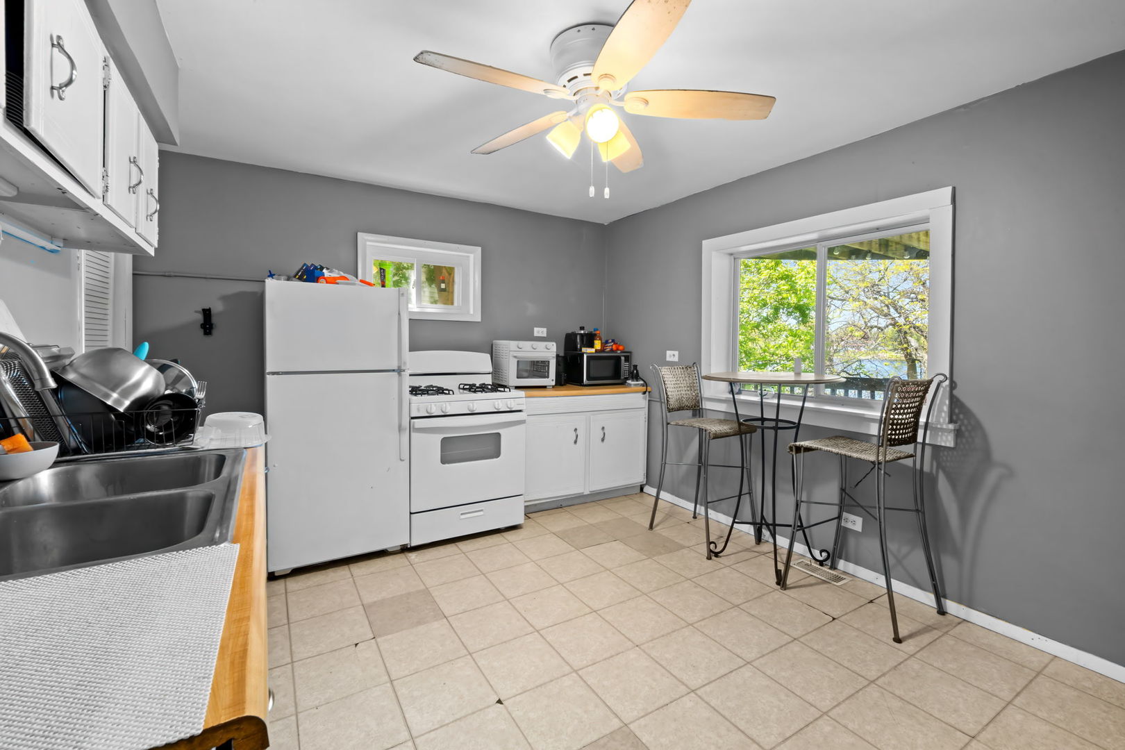 26198 Spring Grove Road Antioch, IL 60002 - Photo 14 of 20