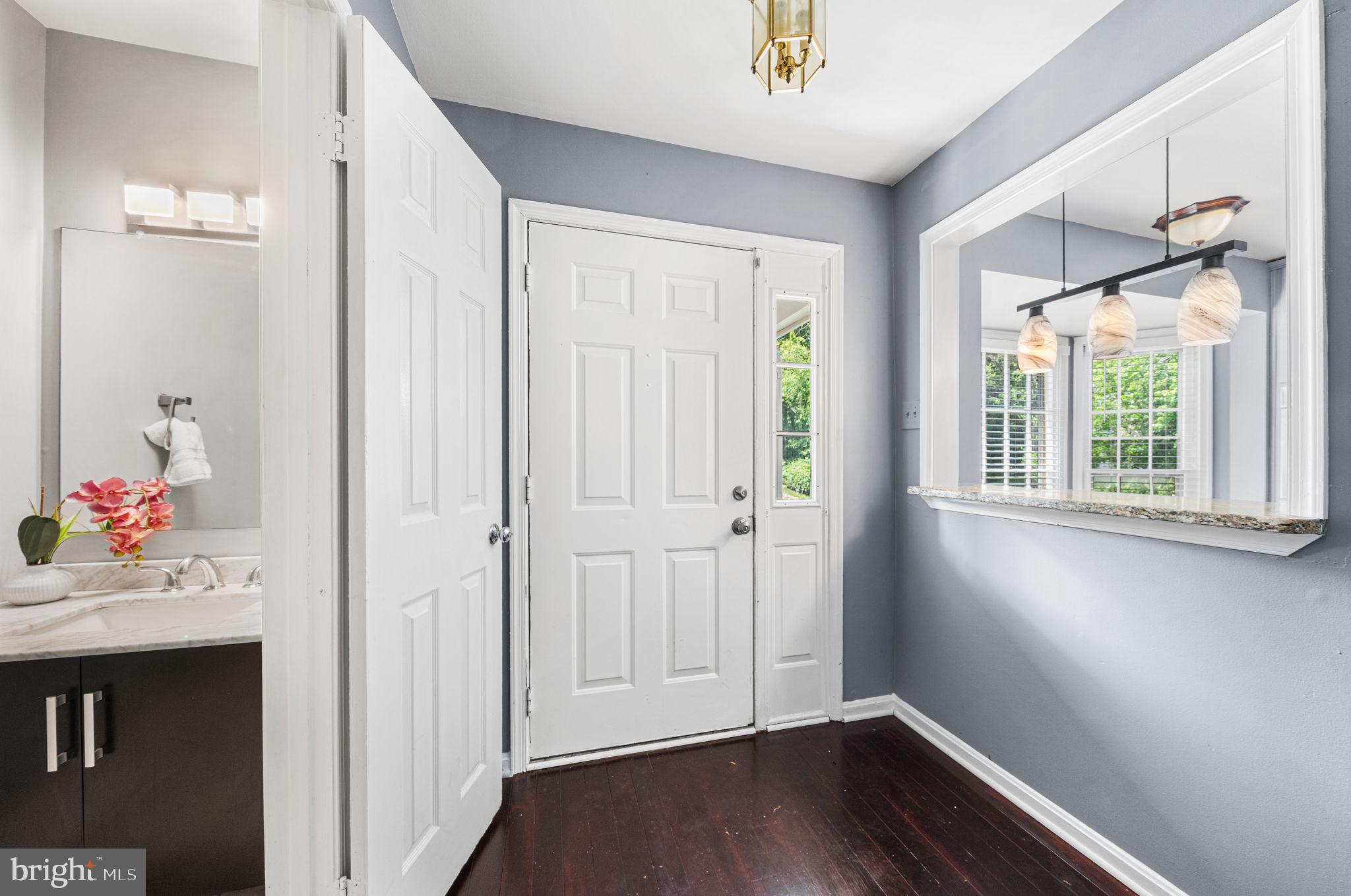 7403 Ridge Oak Court Springfield, VA 22153 - Photo 6 of 54