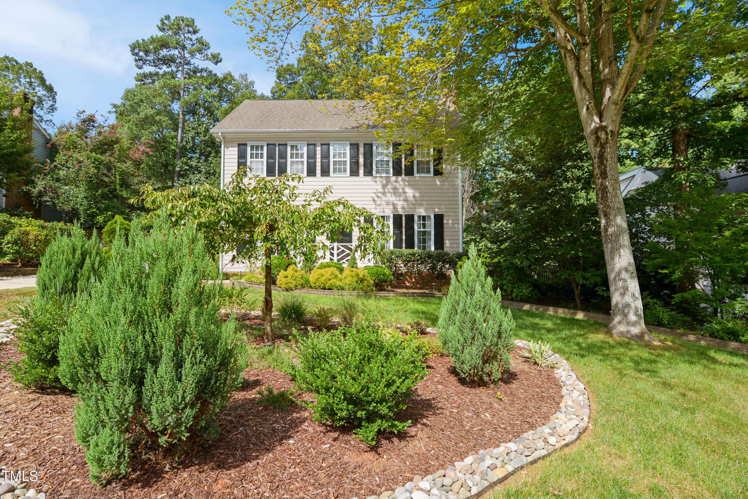 7321 Glendower Road Raleigh, NC 27613 - Photo 3 of 38 1000002625