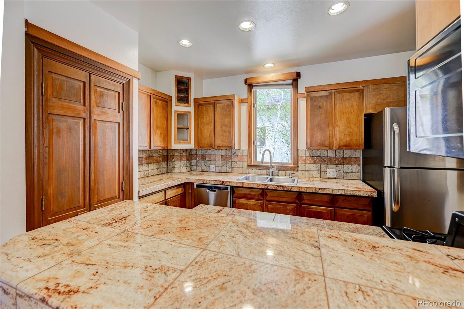 458 South Downing Street Denver, CO 80209 - Photo 11 of 50