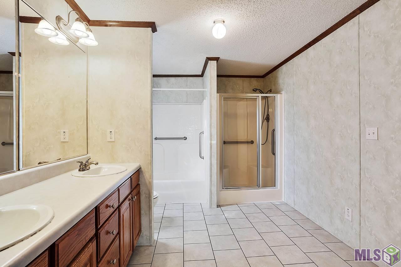 14014 Ceazer Road Gonzales, LA 70737 - Photo 7 of 13 Master Bathroom