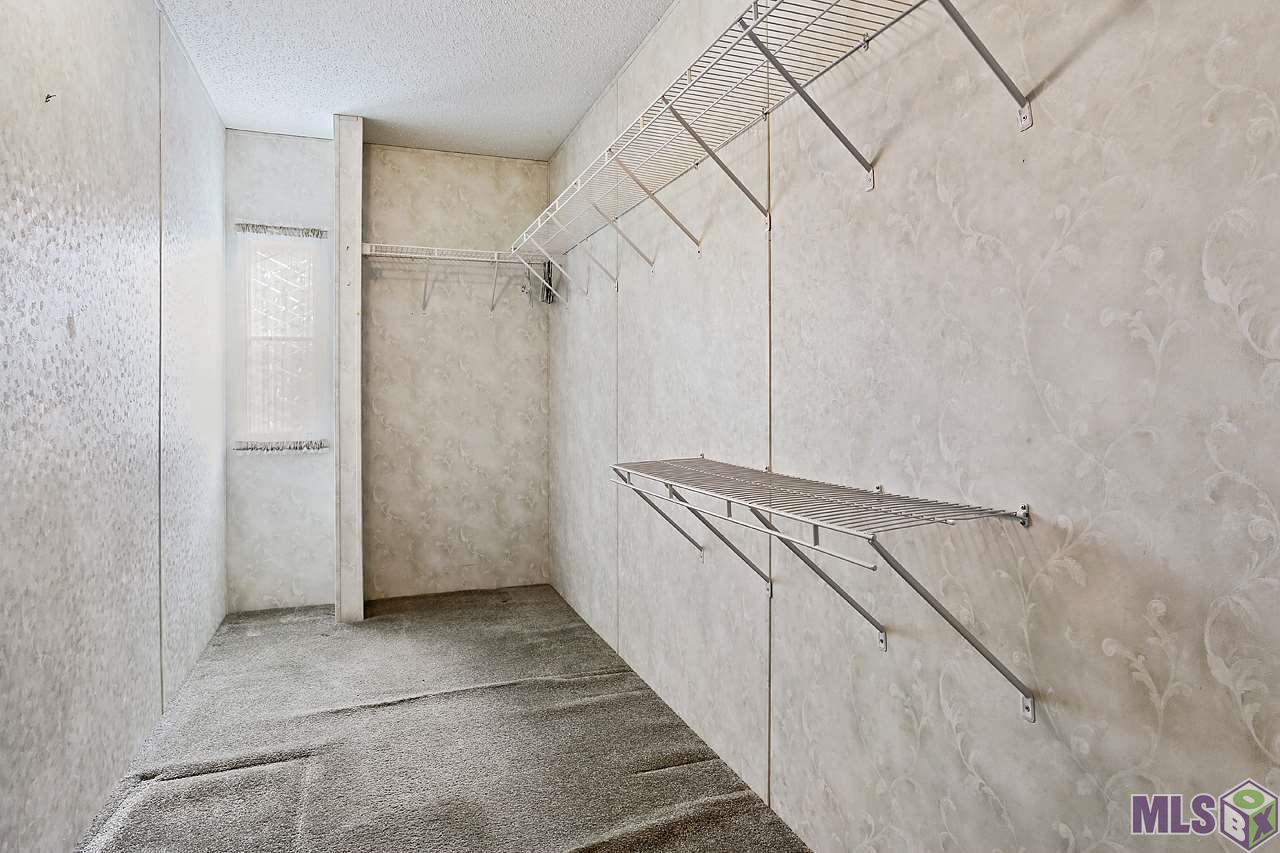 14014 Ceazer Road Gonzales, LA 70737 - Photo 8 of 13 Master Closet
