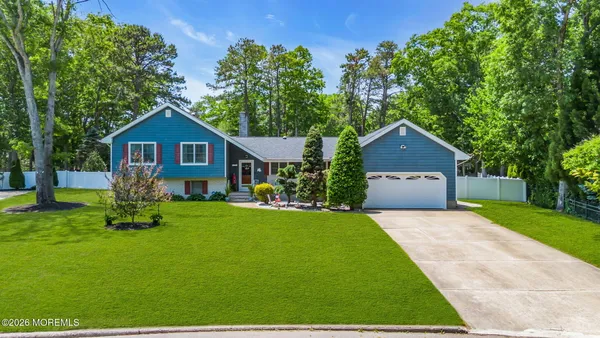 $769,900 | 208 Quail Lane South, Lanoka Harbor, NJ 08734