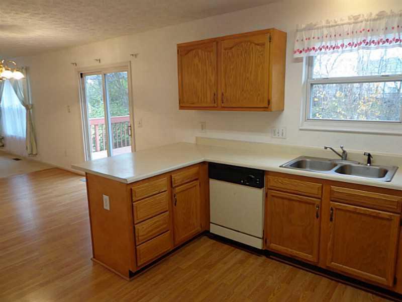3538 Surry Ridge Way Dayton, OH 45424 - Photo 2 of 25 Gallery Image 2