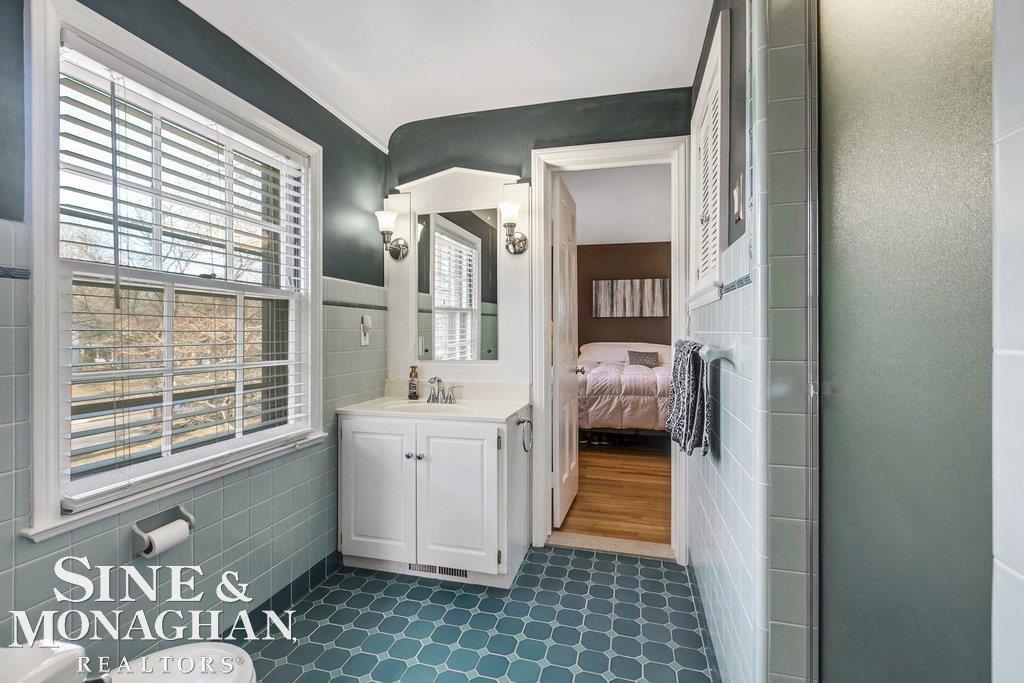 834 Westchester Road Grosse Pointe Park, MI 48230 - Photo 25 of 44