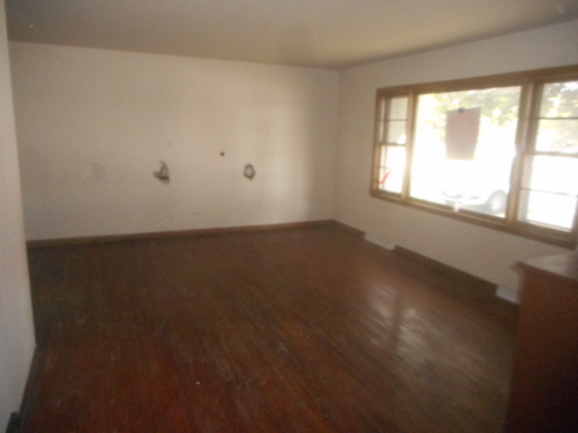 4-n304 North Mill Road Addison, IL 60101 - Photo 8 of 18