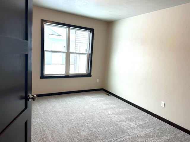 W6530 Breezy Way Appleton, WI 54915 - Photo 6 of 7