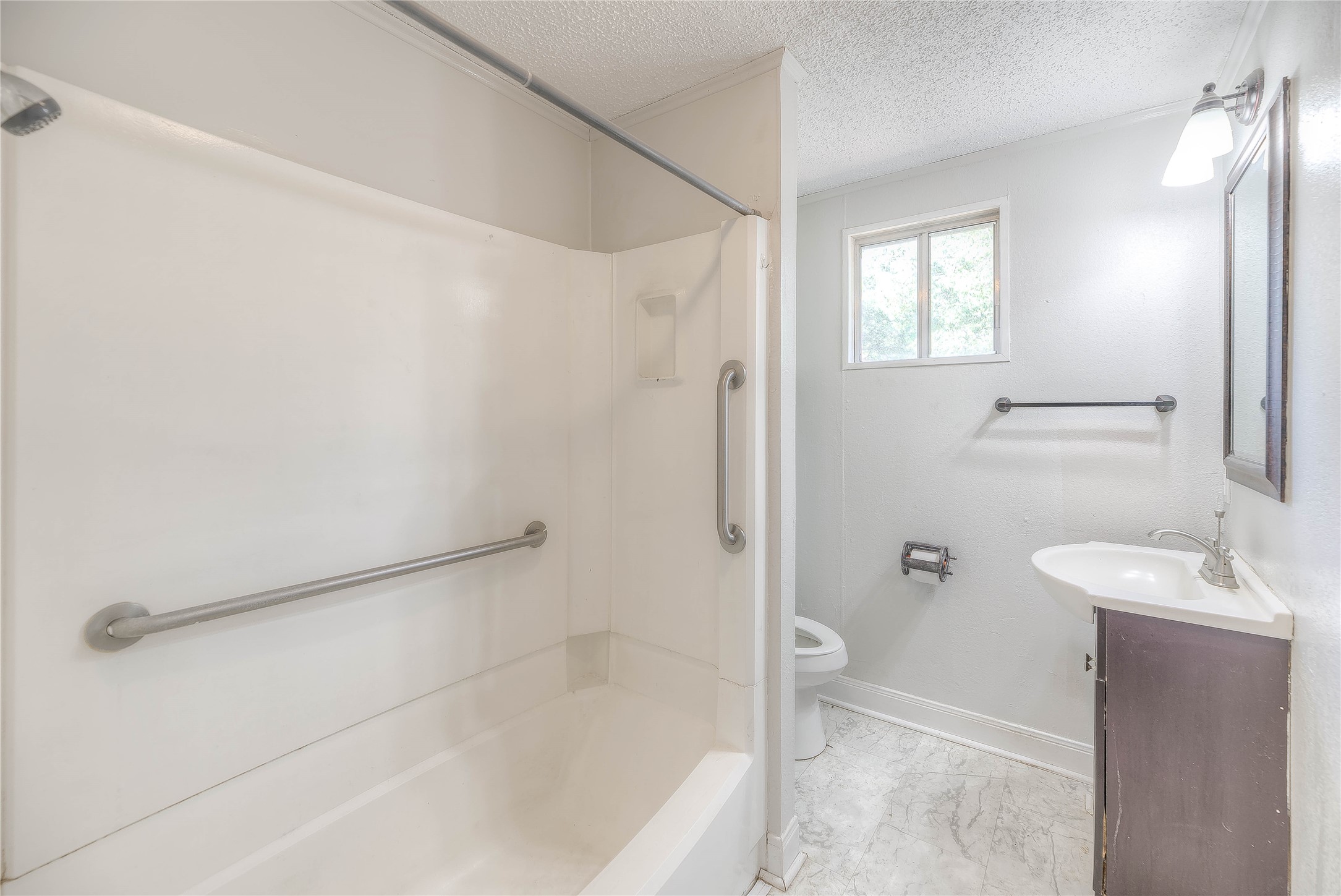 234 Lakeview Drive Onalaska, TX 77360 - Photo 14 of 15