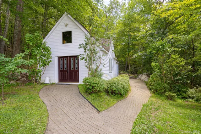 $2,500,000 | 3302 State Rte 55, Pawling, NY 12564