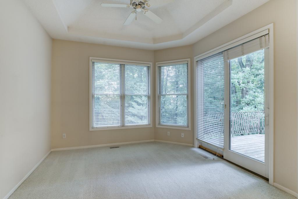 5305 Ashcroft Road Minnetonka, MN 55345 - Photo 12 of 33