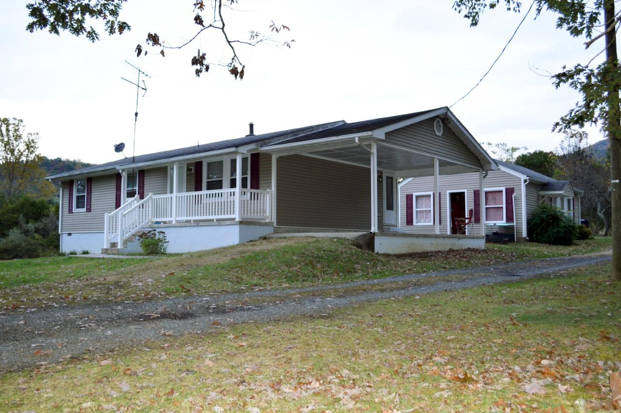 173 Cartmills Gap Road Buchanan, VA 24066 - Photo 1 of 25 Listing