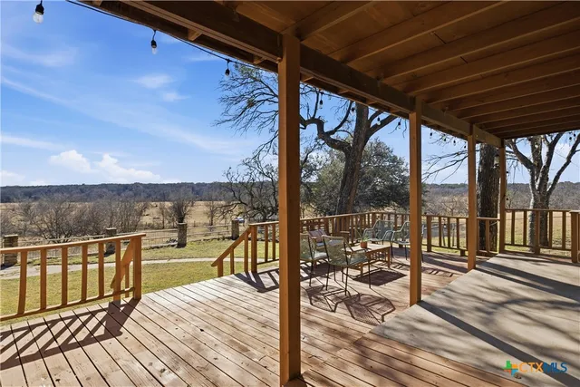 $380,000 | 606 College Street, Gatesville, TX 76528