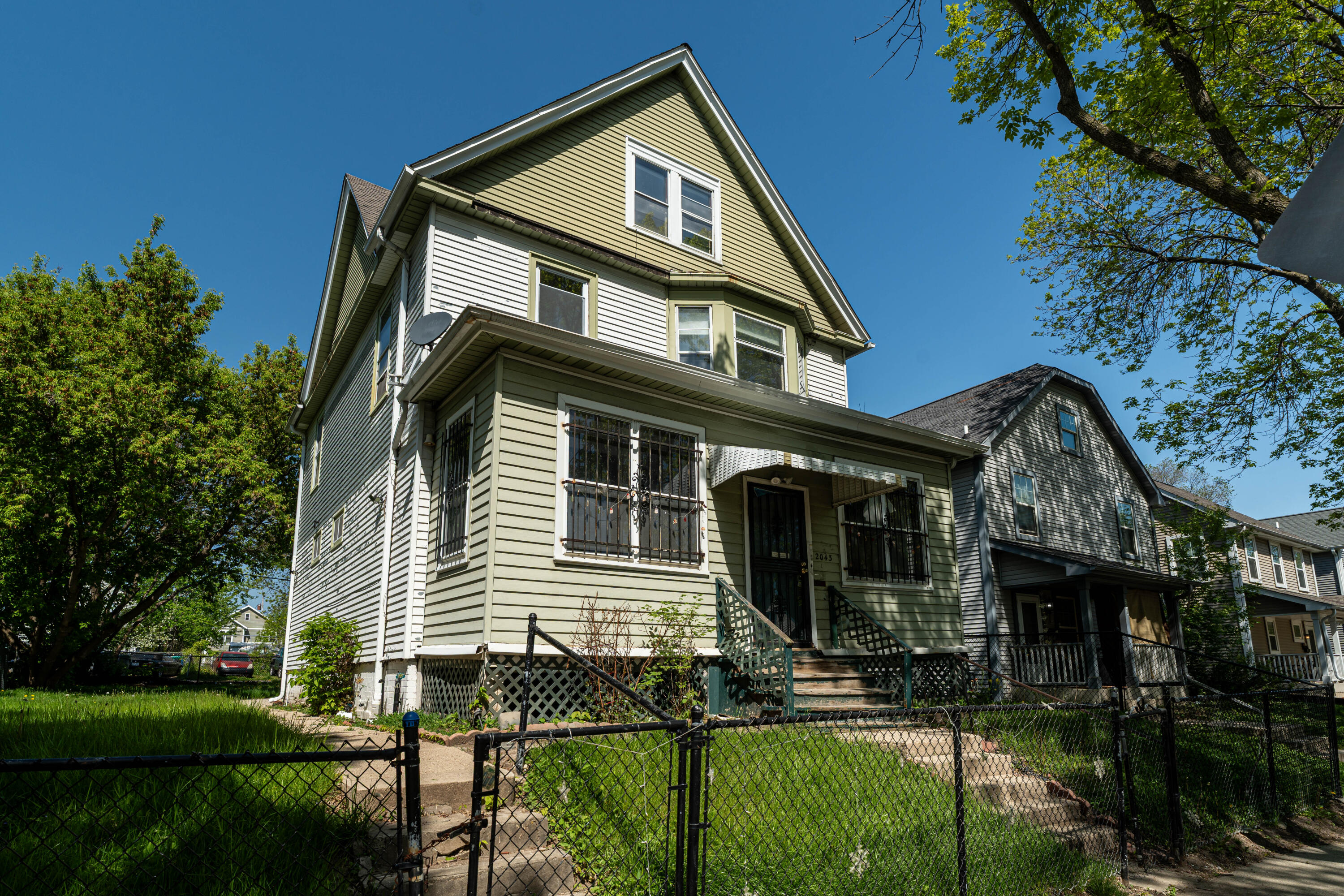 2043 North 28th Street Milwaukee, WI 53208 - Photo 1 of 42 DSC08150