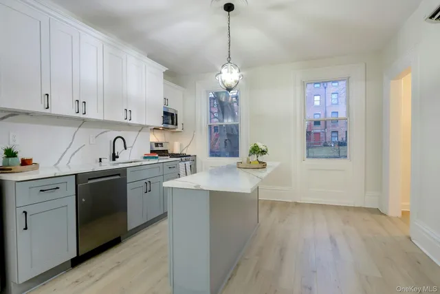 $567,000 | 171 Chambers Street, Newburgh, NY 12550