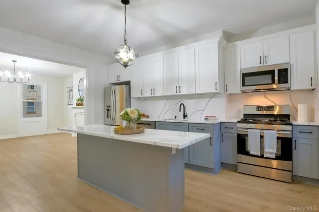 $567,000 | 171 Chambers Street, Newburgh, NY 12550