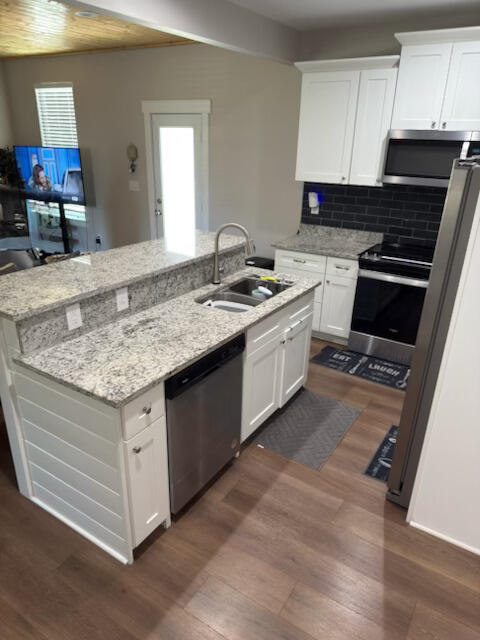 305 Capers Road Walterboro, SC 29488 - Photo 6 of 12 Kitchen