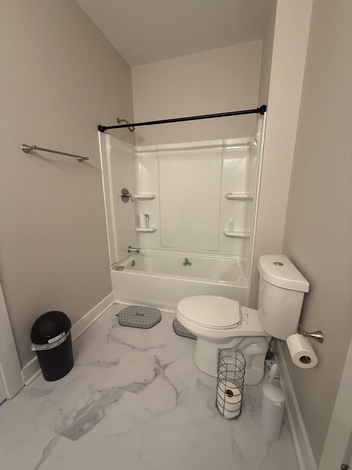 305 Capers Road Walterboro, SC 29488 - Photo 10 of 12 Bathroom