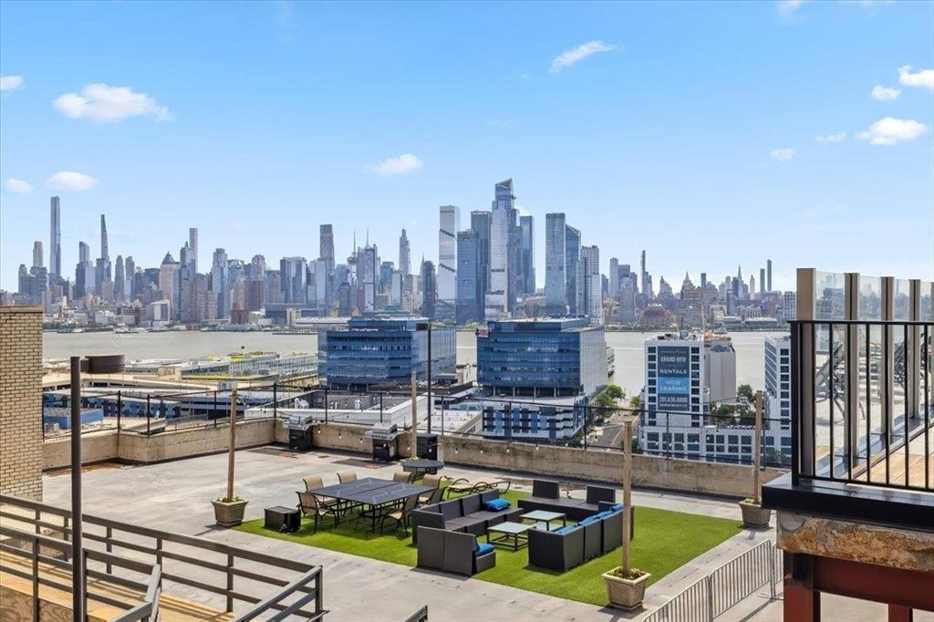 380 Mountain Road, Unit 213 Union City, NJ 07087 - Photo 23 of 24 a view of a city