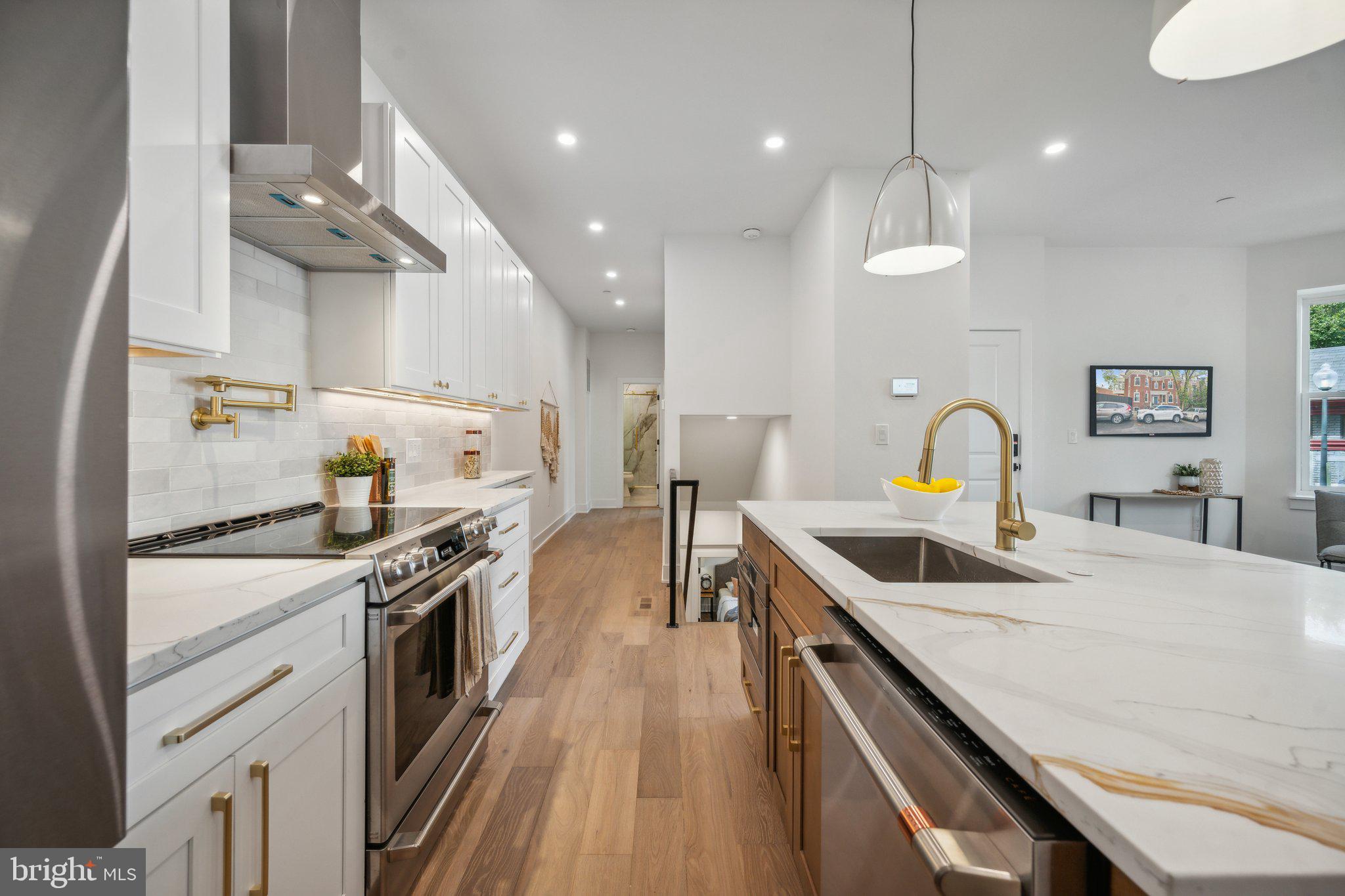 1614 Kilbourne Place Northwest, Unit 1 Washington, DC 20010 - Photo 11 of 35